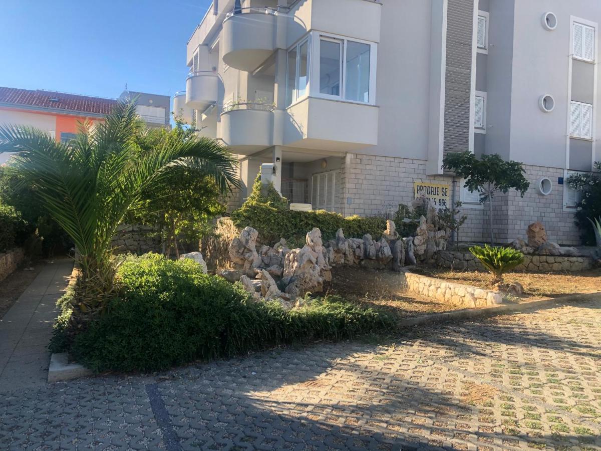 Apartment Dilba ノヴァリャ エクステリア 写真